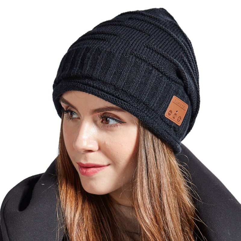 BeenieTunes™ - Stylish Beenie with Bluetooth